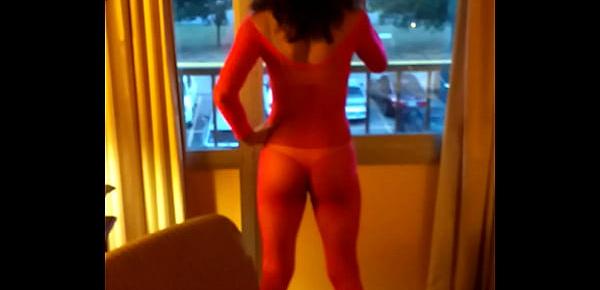  pink outfit in dallas hotel room